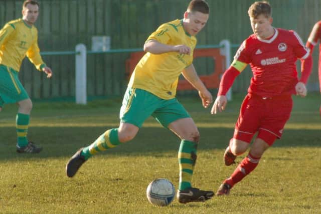 Liam Chapman looks to set Holwell going forward EMN-170802-101111002