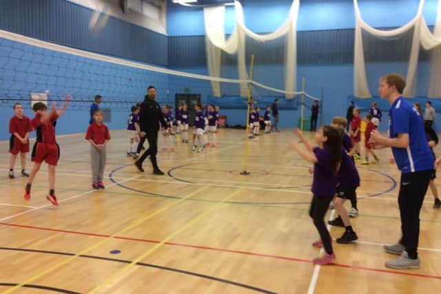 The inaugural Key Stage 2 volleyball event EMN-170215-122038002