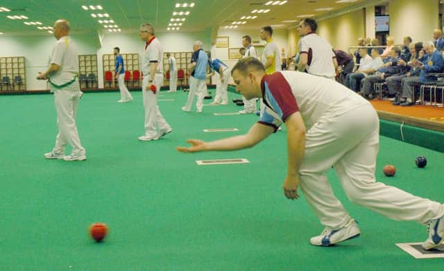 The men's pairs gets the action under way at Melton EMN-170103-150028002