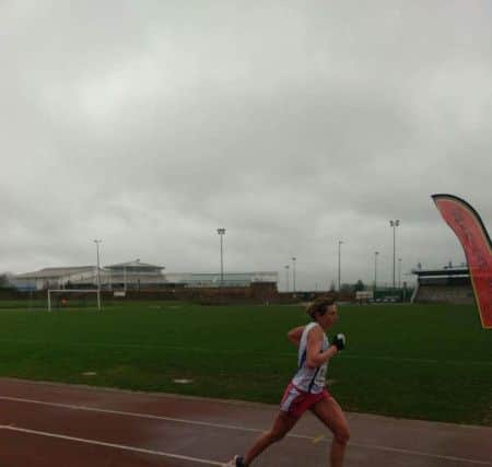 Natalie Teece approaches the finish line EMN-170314-154517002
