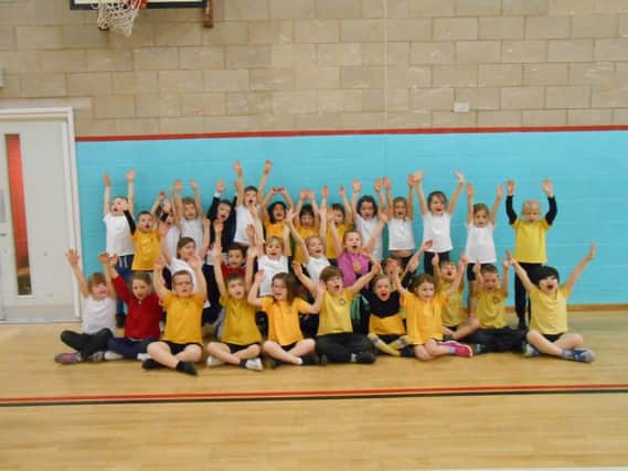 Children from three primary schools enjoyed a spot of tennis at Melton Mowbray Tennis Club EMN-170323-124545002