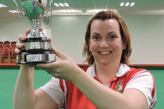 Women's singles winner Michelle Barlow (St Neots) EMN-170404-131725002