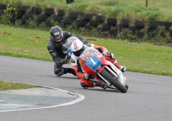 Antony Hart was back at the head of the race at Pembrey EMN-170420-155032002