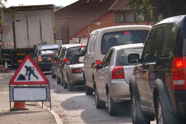 Heavy traffic in Melton EMN-170806-183253001