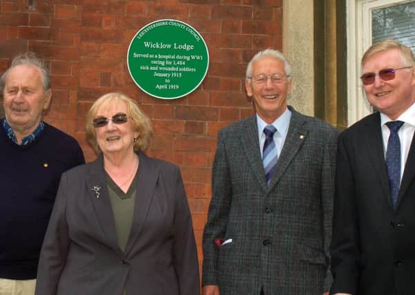 Leicestershire County Council member, Councillor Pam Posnett, and Melton historian Derek Simmonds, with relatives of WW1 soldiers, Alan Dobson (left) and Peter Marsh, at the unveiling of the  Wicklow Lodge green plaque EMN-170908-154736001