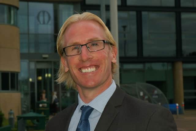 Melton Borough Council chief executive Edd de Coverly EMN-170915-151343001
