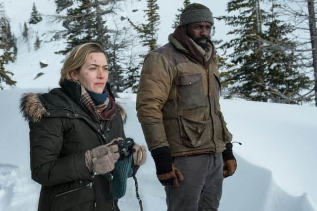 Kate Winslet as Alex Martin and Idris Elba as Dr Ben Bass PHOTO: PA Photo/Twentieth Century Fox Film Corporation/New Regency/Kimberly French